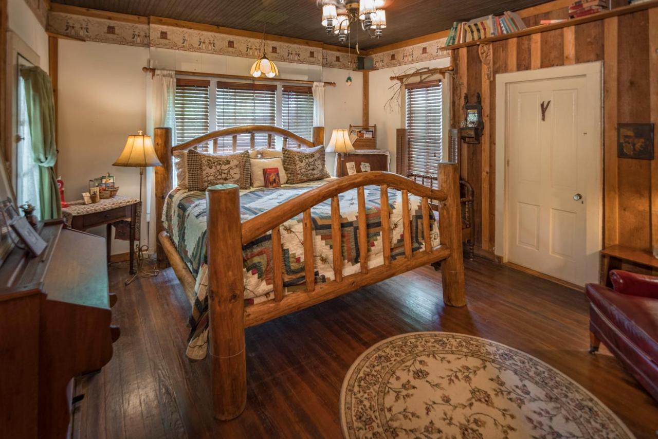 Country Woods Inn Glen Rose Exterior foto