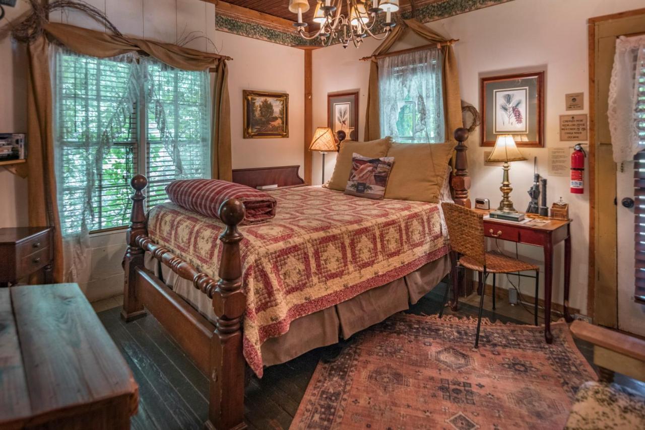 Country Woods Inn Glen Rose Exterior foto
